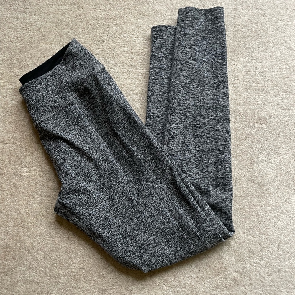 beyond yoga mid wasted grey leggings